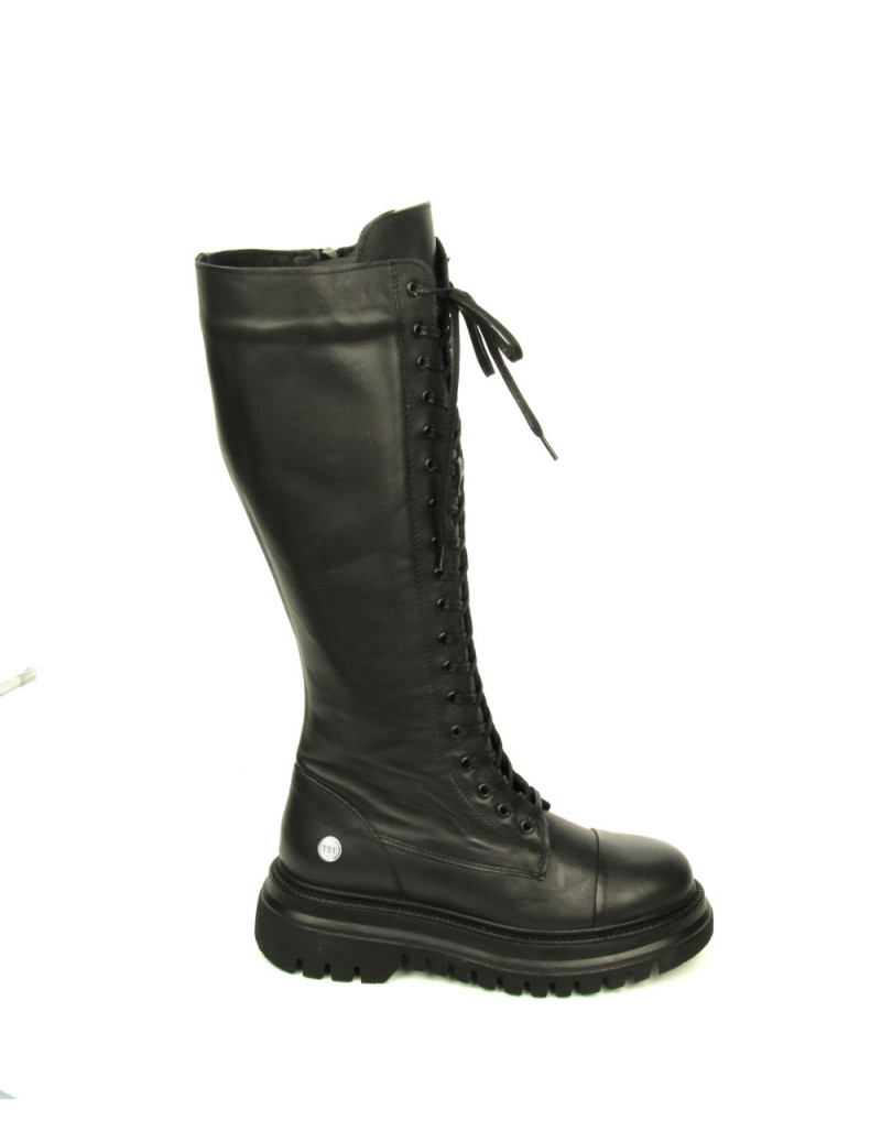 Skórzane kozaki damskie...